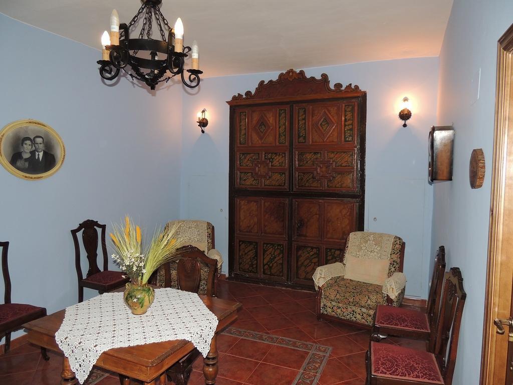 Las Bodegas Del Gilo Valdealgorfa Luaran gambar